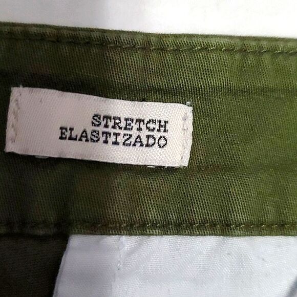 A New Day Camo Green Casual Summer High Waist Chino Shorts Size 18 - Picture 8 of 10